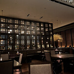 ロウリーズ・ザ・プライムリブ - 