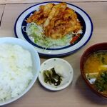 まるや食堂 - ニンニク焼肉定食 750円
