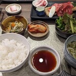 yamagatakurogewagyuuyonezawagyuuyakinikukotora - 焼肉ランチ