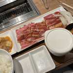 Yakiniku Raiku - 