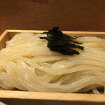 うどん 萬田次郎 - ざる　透明度がすごいの！もちろんコシが強くて喉越し最高(๑>◡<๑)