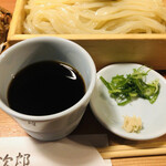 うどん 萬田次郎 - おつゆと薬味