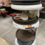 焼肉一番 団楽 - 自動配膳ロボ