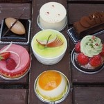 ラヴニュー - 7種類のケーキ