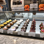 リベルテ・パティスリー・ブーランジェリー - 