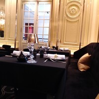 ガストロノミー ジョエル・ロブション - 室内