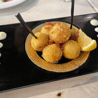 EX marunouchi - 生ハムのクリームコロッケ