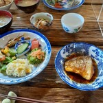 汀の精 - 琵琶湖の湖漁と沖島の野菜たっぷり。