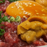 牛刺しと焼肉 仔虎 クリスロード店 - 