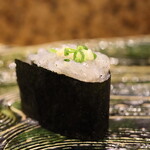 にぎり鮨 一五〇 - 生シラス