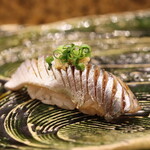 にぎり鮨 一五〇 - サンマ