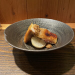 根津 焼鳥 照隅 - 腿と蕪