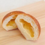 the PAN noritake - クリームパン　ブリオッシュ生地にバニラビーンズ入の濃厚なクリーム！甘さは控えめです。