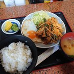味処花しょく - 豚キムチ定食