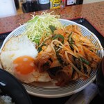 味処花しょく - ボリューム満点です