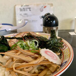 らー麺　Do・Ni・Bo - 刻み玉ねぎがイイネ