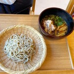 Sobakiri Ishigaki - 季節のざるそば　真菰筍と菰錦豚の温つけ汁