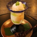 馳走 きむら - 杏仁豆腐と桃のコンポート。