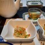 趙の飲茶 888 - お粥の付け合わせ。おから
