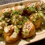 ひっぱり蛸 - たこ焼き ネギ醤油 550円。