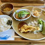 ふたみ渚のレストランMonde Bleu - 料理写真:日替わりランチ