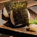 掌 - おにぎり 鮭と昆布