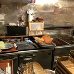 とんかつ けい太 - 調理が進んでおります