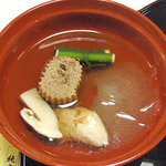 栴檀 - 【吸物】ふかひれ 松茸 射込葱　大徳寺麩 香り柚子