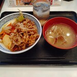 吉野家 - 牛すき丼並+あさり汁