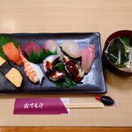 魚将 - 令和4年10月
            にぎりランチ 1100円
            にぎり8貫、お吸い物