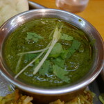 インド料理ダイニングバー ルドリ - パラックパニール