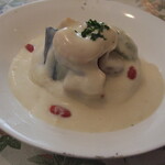 ビストロ やまもと - マフィンのチーズフォンデュ風