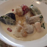 ビストロ やまもと - ばらしたマフィンのチーズフォンデュ風