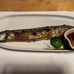 酒肴 新屋敷 - さんま塩焼。