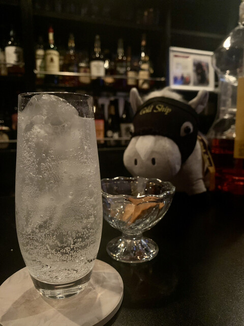 『またきたいバーに出会えた』by ぐるまに2020 : 小料理BAR 杏 - 新宿/日本料理 [食べログ]