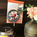 ラフィング ブッダ カフェ - 