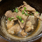 牛すじ煮込み (200円)