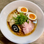 ラァメン コハク - 「ニボラーメン(780円)+煮玉子(100円)」です