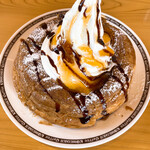 코메다 커피텐 이와쿠라야쓰루기점 - 오렌지와 오구라 앤의 시로노와르.