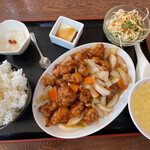 鴻福家 - ランチの酢豚　690円税込