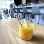 NIL CAFE&BAR - ◆ドリンクは選べますので「オレンジジュース」を。小量なので、もう少し欲しいところ。