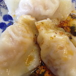 昌龍 - ランチタイムは曜日によって水餃子３個がサービス