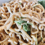 麺屋　たか - 極太もちもち麺にゴマだれが絡み付いて旨い！