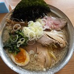 磨きの町のラーメン屋 味我駆 - 背脂中華全のせ_大盛り