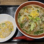 Ajiyoshi - 野菜味噌ラーメン+半チャーハン