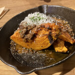 MASUYA MEAT＆CRAFT BEER - 北海道産カボチャのオーブン焼き 〜和牛ボロネーゼソースがけ〜