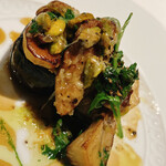 recte - 秋なのでセップ。まるで日本の大黒シメジみたいな大きさでした。付け合わせは茄子。ピスタチオの香りで森を感じさせた逸品