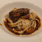 bistro jarret d'or - 和牛の煮込み