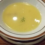 レストランあら玉 - 先ずはコーンスープ