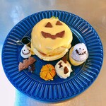 RAINBOW PANCAKE - ハッピーハロウィンパンケーキ　ドリンク付き1900円